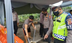 operasi yustisi di Kecamatan Caringin