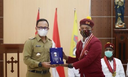 Bima Arya saat menghadiri pelantikan pengurus DPC Perhimpunan Mahasiswa Katolik Republik Indonesia (PMKRI) Kota Bogor