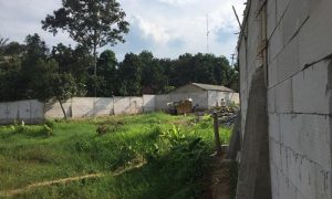Proses pemagaran lahan yang disebut sebut rencanya akan dibangun menjadi tempat usaha Rumah Pemotongan Hewan (RPH).