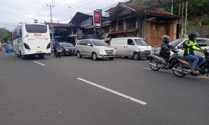 macet puncak