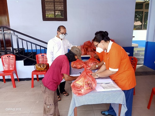 pembagian sembako