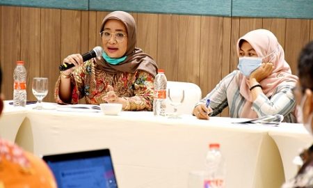 Pimpinan dan Anggota Pansus III DPRD Provinsi Jawa Barat saat m,elaksanakan Rapat Kerja dengan PT.Jamkrida Jabar Di Kabupaten Garut