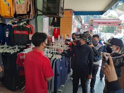 Wali Kota Bogor Bima Arya lakukan patroli untuk sosialisasikan PPKM Darurat
