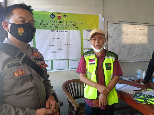 Ketua Satgas Covid-19 Desa Cipayung, Cacu Budiawan