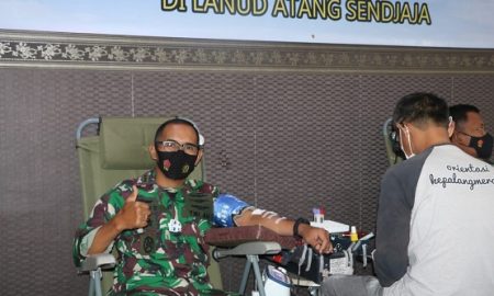 Lanud Atang Sendjaja menggelar kegiatan bakti sosial donor darah dalam rangka Hari Bakti ke 74 TNI AU yang dilaksanakan di RS dr. M. Hassan Toto, Kec. Kemang.