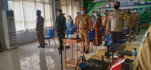 Sejumlah tokoh agama, tokoh masyarakat, pimpinan ormas dan orsospol tingkat kecamatan, tampak mengikuti giat reses DPRD Kab. Bogor Dapil VI yang di lakukan secara Zoom Meeting.