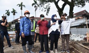 Pimpinan dan Anggota Komisi IV DPRD Provinsi Jawa Barat mengunjungi Situ Ciburuy terkait Revitalisasi Tahap 2, Jum'at, (17/09/2021) Foto : Reza & Farhat / Humas DPRD Jawa Barat