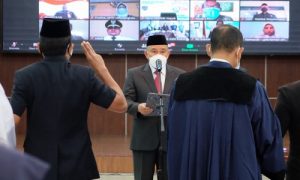 Wali Kota Depok Mohammad Idris saat melantik perwakilan Aparatur Sipil Negara (ASN) di lingkungan Pemerintah Kota (Pemkot) Depok di Aula Teratai, Gedung Balai Kota, Selasa (7/9/2021). (Foto: Diskominfo).