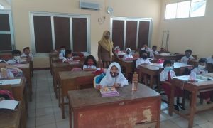 Kegiatan PTM Terbatas di sejumlah SD Negeri dan swasta di Kecamatan Parungpanjang telah dimulai.