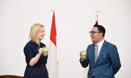 diplomasi cendol elizabeth