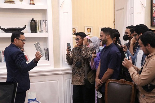mahasiswa UIII