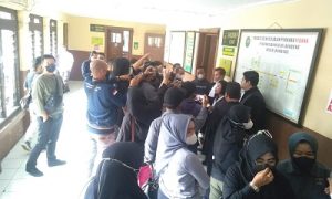 sidang ade yasin
