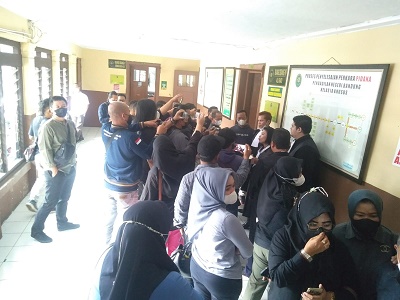 sidang ade yasin