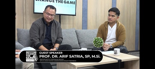 arif satria